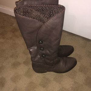 Winter boots